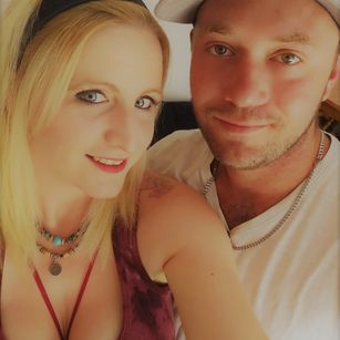 Model - Onesinfulnight couple