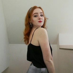 Model - Violetta Sorceress sexyfeet