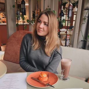 Model - StellaTop loyal