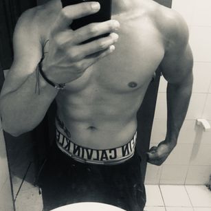 Model - Dave Soldier dildo