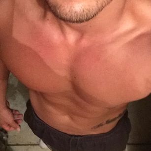 Model - Dave Soldier dildo