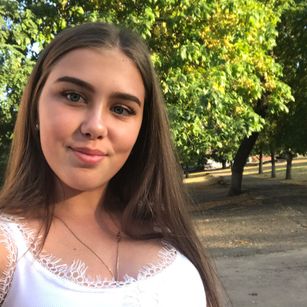 Model - Sweetheart Girl striptease