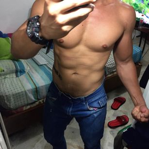 Model - Dave Soldier latino