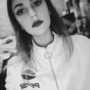 Model - Pussi cuckold