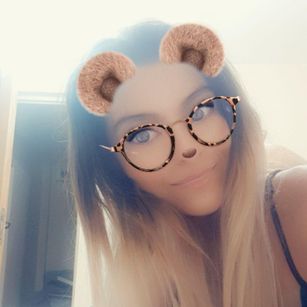 Model - SarahDoll fuckass