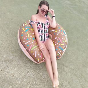 Model - Sweet Kate cum