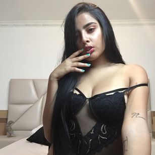 Model - Grace Simpson nice