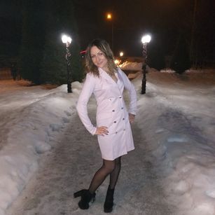 Model - RachelPink striptease