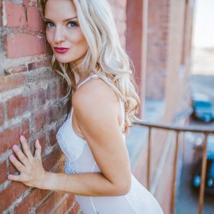 Model - Allie Awesome American