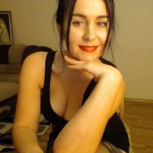 Model - JeanneMel strip