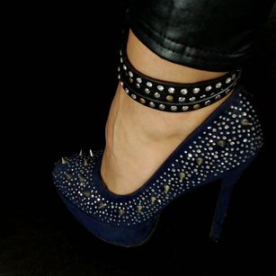 Model - queenlorraa shp