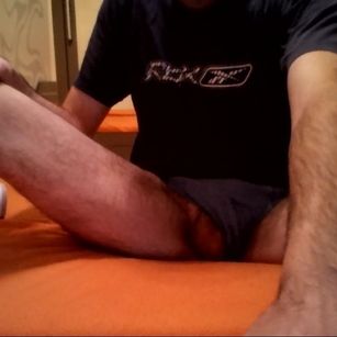 Model - Martin B. masturbation