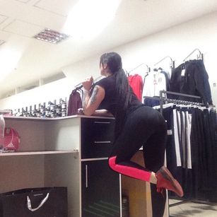 Model - blackopium latina