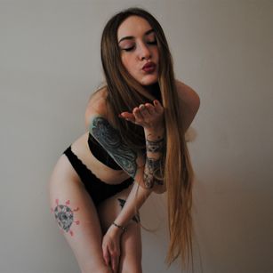 Model - JuicyKitty ass