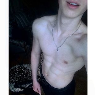 Model - MNOGOSPAL pleasant