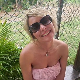 Model - Champagnefun milf