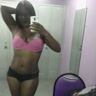 Model - MsSammiRoss 3