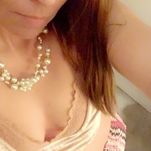 Model - Victoria pierced