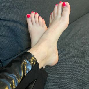 Model - MistressZoeyX bdsm