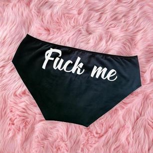 Model - Roxie Lovesick horny