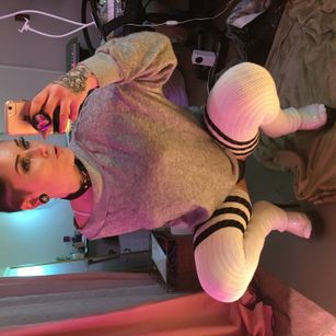 Model - Roxie Lovesick fetish