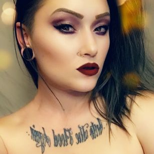 Model - Roxie Lovesick cum