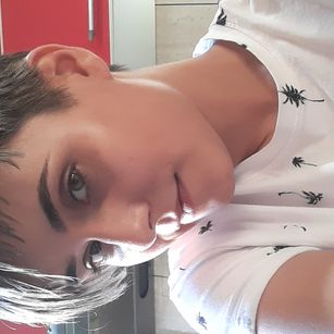 Model - Crisstallc tease