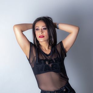 Model - LujuriousDuo Hot