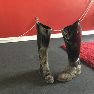 Model - Mistress Black findom