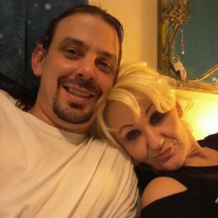 Model - Deviant Duo couple