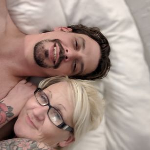 Model - Deviant Duo Blonde