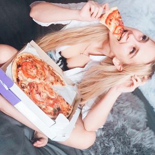 Model - AppleBrandy joi