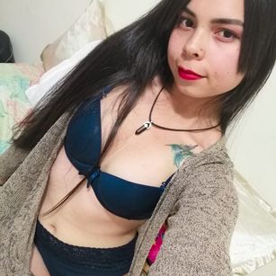 Model - Adele Jones squirt