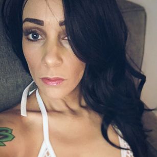 Model - Jasmine Doll erotic