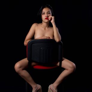 Model - Kelly Rodgers naked