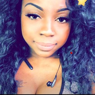 Model - Island Treat sexy