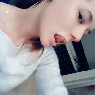 Model - PinkBunny sexy