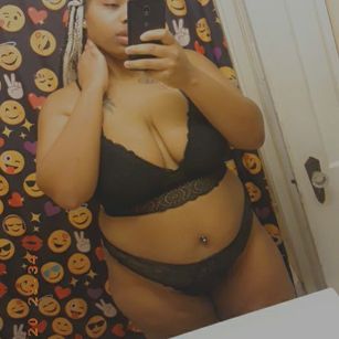 Model - Candiipink93 BBW
