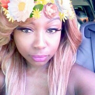 Model - Island Treat feetfetish