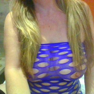 Model - CamCoupleX horny