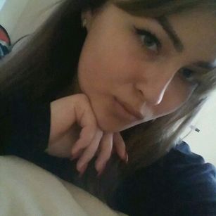 Model - HOT STUFF Anastacia blowjob