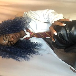 Model - MadameKINKyKay footfetish