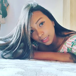 Model - Ainoha Collins nude