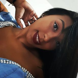 Model - Ainoha Collins smalltits