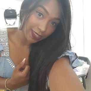 Model - Ainoha Collins cum