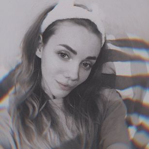 Model - Lerochka Lover stockings