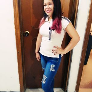 Model - sammy_pretty roundass