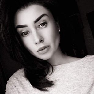 Model - Arina dirtytalk