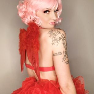 Model - Allie Awesome girlfriend