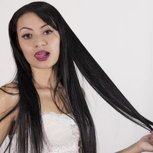 Model - Emma Parker dildo